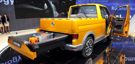 Konzeptfahrzeug TRISTAR auf der IAA.
