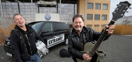 Extrabreit im „Kult-Schlitten“ auf Weihnachtstournee.