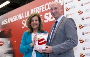 Spanish Minister for Employment Fátima Báñez praises SEAT for easing youth access to job market